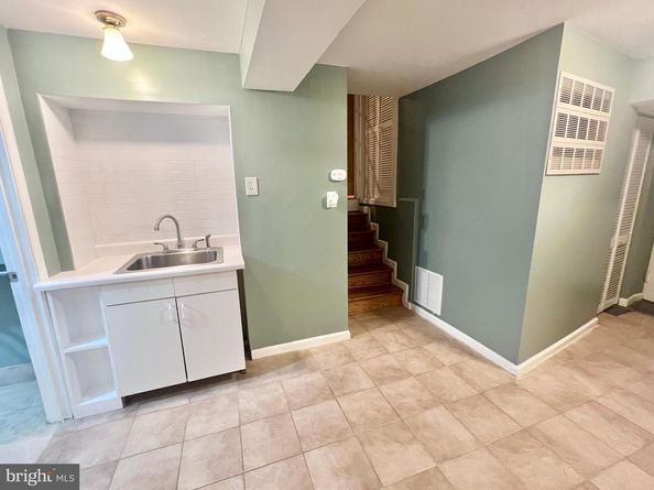 4816 Dodson Drive, Annandale VA 22003