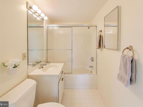 5450 Whitley Park Terrace 806, Bethesda MD 20814