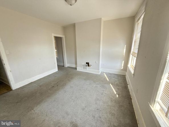 135 W Seymour Street, Philadelphia PA 19144