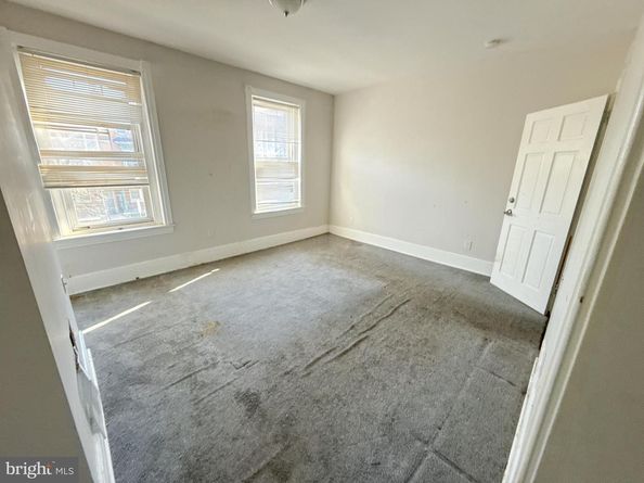 135 W Seymour Street, Philadelphia PA 19144