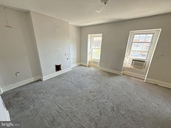 135 W Seymour Street, Philadelphia PA 19144