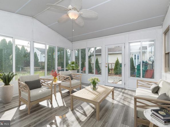 1000 Stephen Avenue, Croydon PA 19021