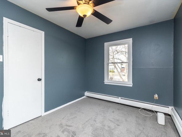 1000 Stephen Avenue, Croydon PA 19021