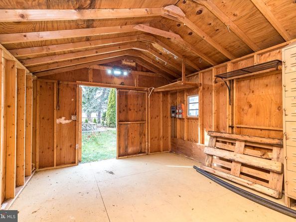 1000 Stephen Avenue, Croydon PA 19021