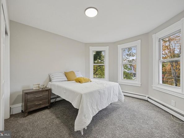 405 N Swarthmore Avenue, Ridley Park PA 19078