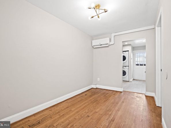 1848 Capitol Avenue NE, Washington DC 20002