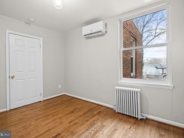 1848 Capitol Avenue NE, Washington DC 20002