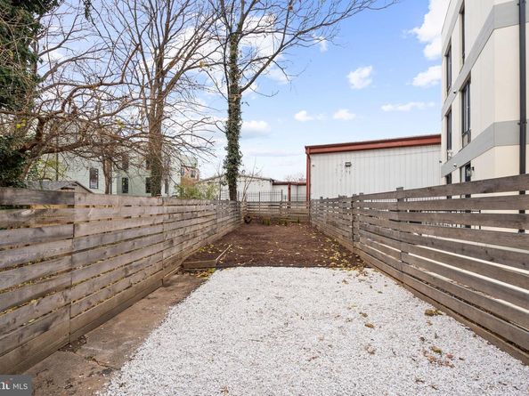 1848 Capitol Avenue NE, Washington DC 20002