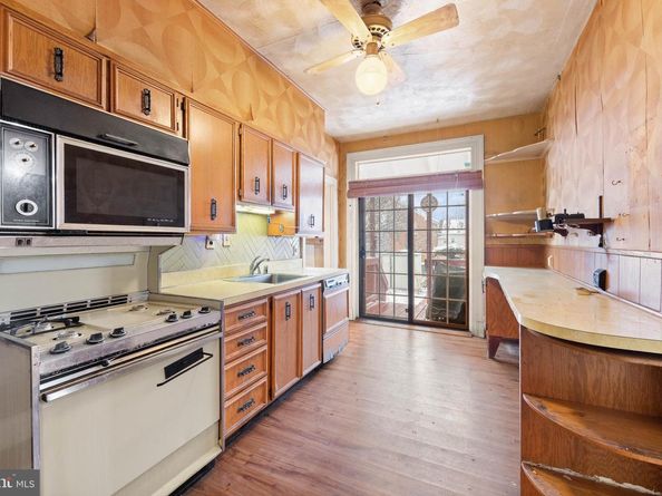 1702 Webster Street NW, Washington DC 20011