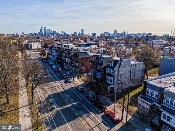 4066 Parkside Avenue, Philadelphia PA 19104