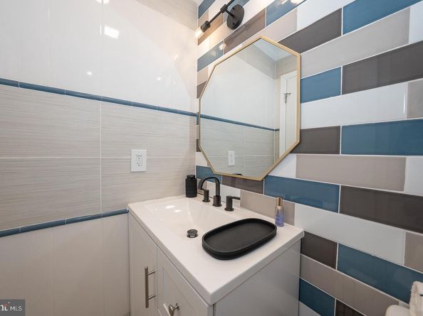 1022 Clover Hill Road, Wynnewood PA 19096