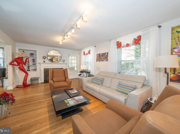 1022 Clover Hill Road, Wynnewood PA 19096