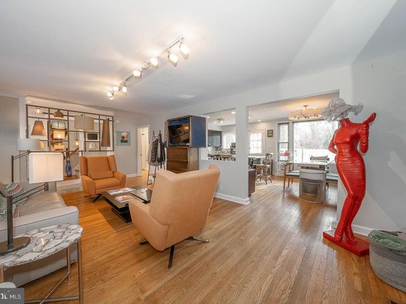 1022 Clover Hill Road, Wynnewood PA 19096