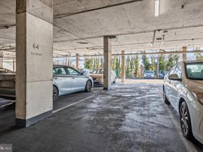 250 S Reynolds Street 411, Alexandria VA 22304