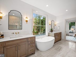 2133 N Oakland Street, Arlington VA 22207