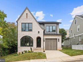 2133 N Oakland Street, Arlington VA 22207