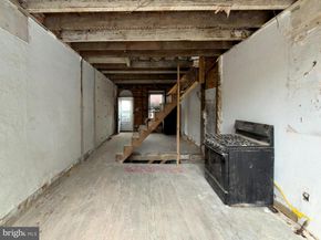 99 E Seymour Street, Philadelphia PA 19144