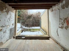 99 E Seymour Street, Philadelphia PA 19144