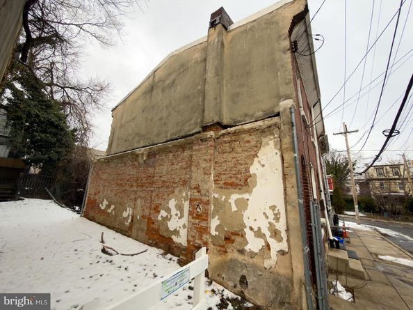 99 E Seymour Street, Philadelphia PA 19144