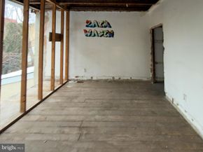 99 E Seymour Street, Philadelphia PA 19144