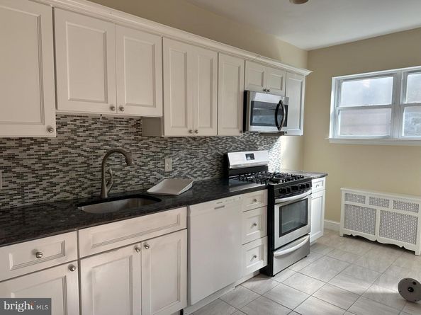 2615 S 13TH Street, Philadelphia PA 19148