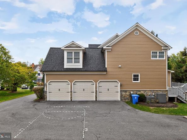 9914 Woodford, Potomac MD 20854