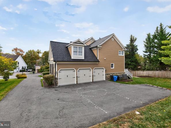 9914 Woodford, Potomac MD 20854