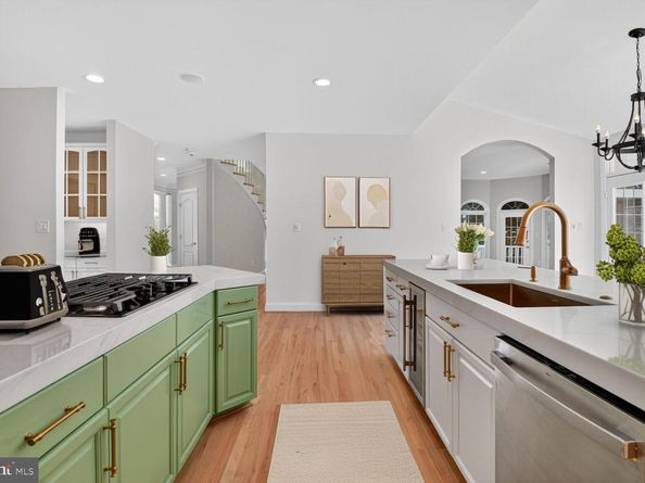 9914 Woodford, Potomac MD 20854