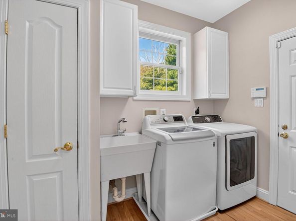 9914 Woodford, Potomac MD 20854