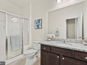 120 Cambria Walk, Alexandria VA 22304