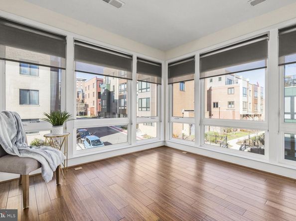 120 Cambria Walk, Alexandria VA 22304