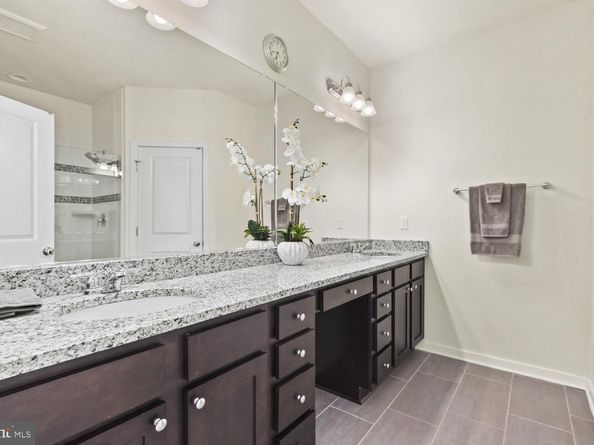 120 Cambria Walk, Alexandria VA 22304