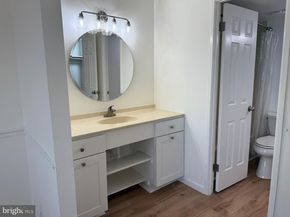 309 Yoakum Parkway 1218, Alexandria VA 22304