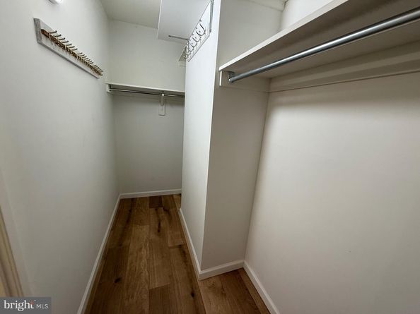 309 Yoakum Parkway 1218, Alexandria VA 22304