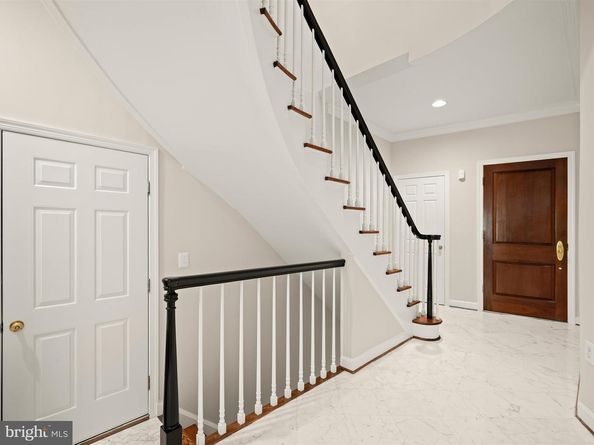 4700 Foxhall Crescent NW, Washington DC 20007