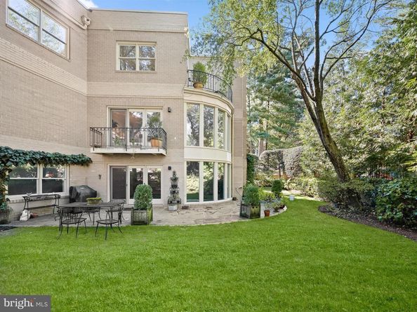 4700 Foxhall Crescent NW, Washington DC 20007
