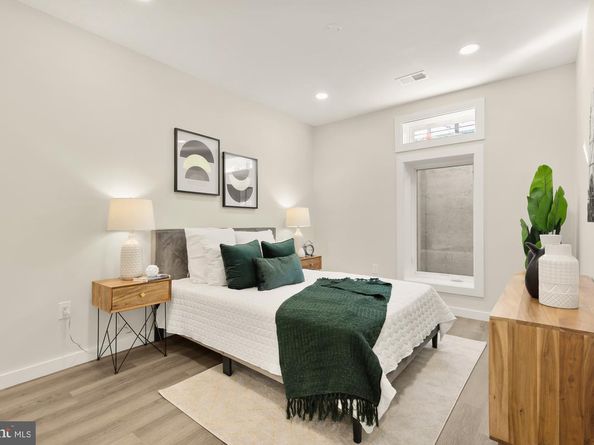 2606 41st Street NW 3, Washington DC 20007