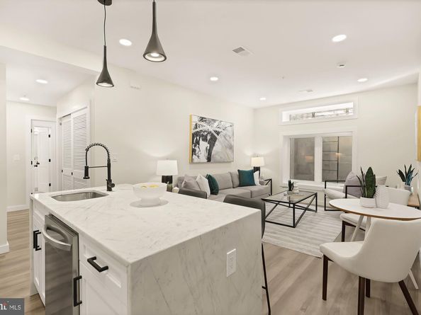 2606 41st Street NW 3, Washington DC 20007