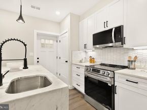 2606 41st Street NW 3, Washington DC 20007