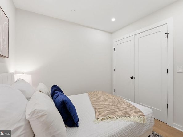 2606 41st Street NW 3, Washington DC 20007