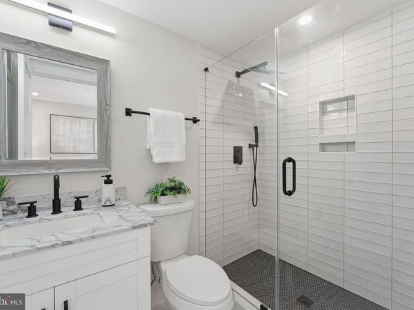 2606 41st Street NW 3, Washington DC 20007