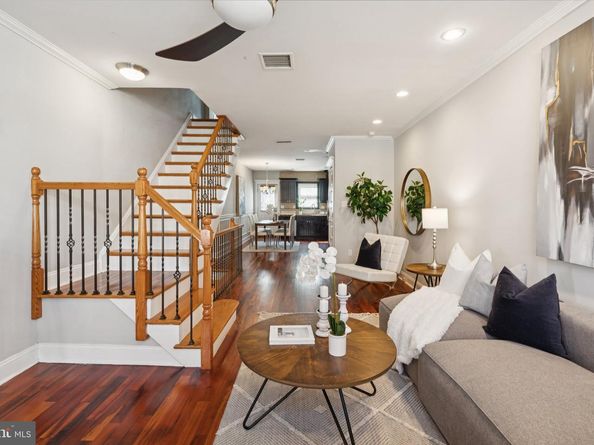 1106 Cantrell Street, Philadelphia PA 19148