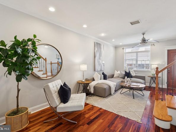 1106 Cantrell Street, Philadelphia PA 19148