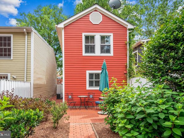 1107 Queen Street, Alexandria VA 22314