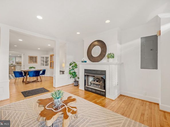 1107 Queen Street, Alexandria VA 22314