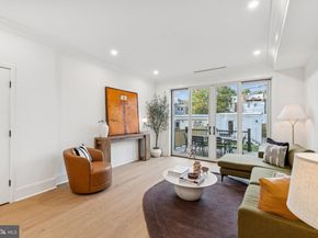 21 W Street NW, Washington DC 20001