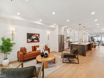 21 W Street NW