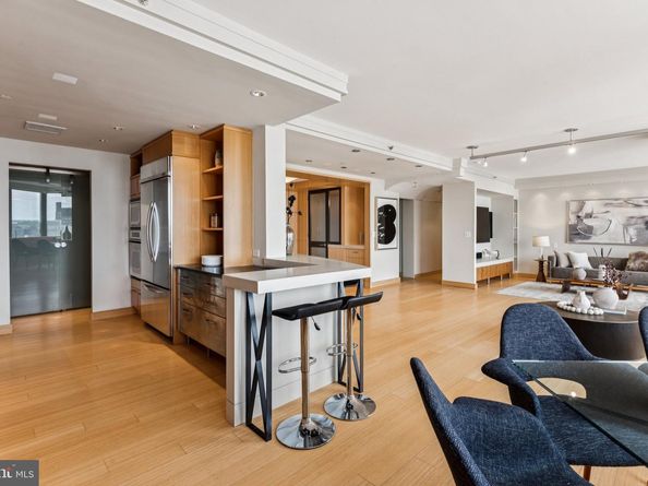 202 W Rittenhouse Square 270304, Philadelphia PA 19103