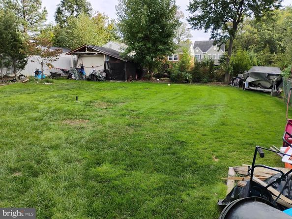 6613 Fisher Avenue, Falls Church VA 22046