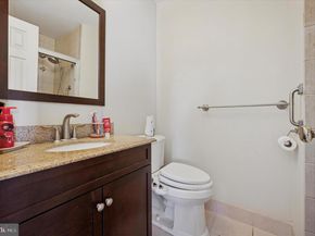 192 Hackberry Court, Warrington PA 18976